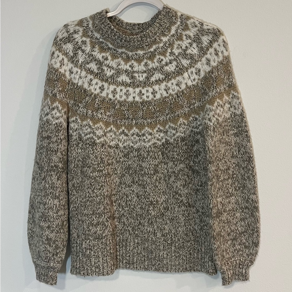 LOFT KNIT SWEATER - SIZE SMALL